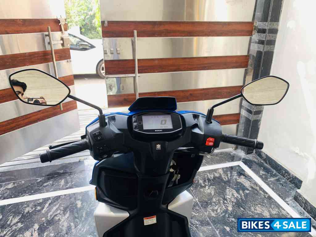 Suzuki Avenis 125 Race Edition