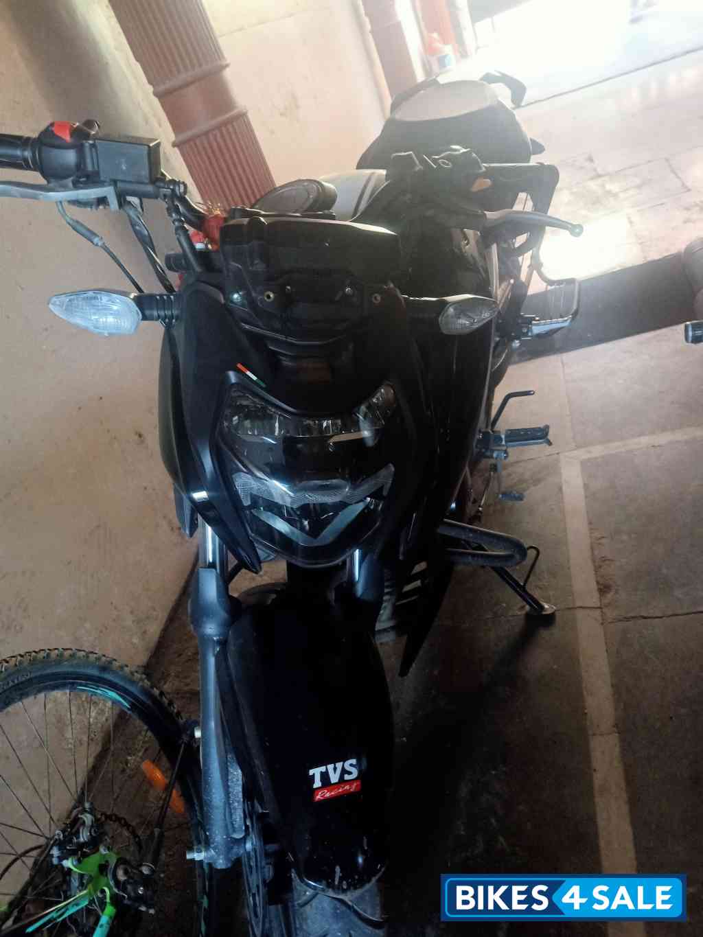 TVS Apache RTR 160 4V Special Edition TVS Apache RTR 160 4V Special Edition