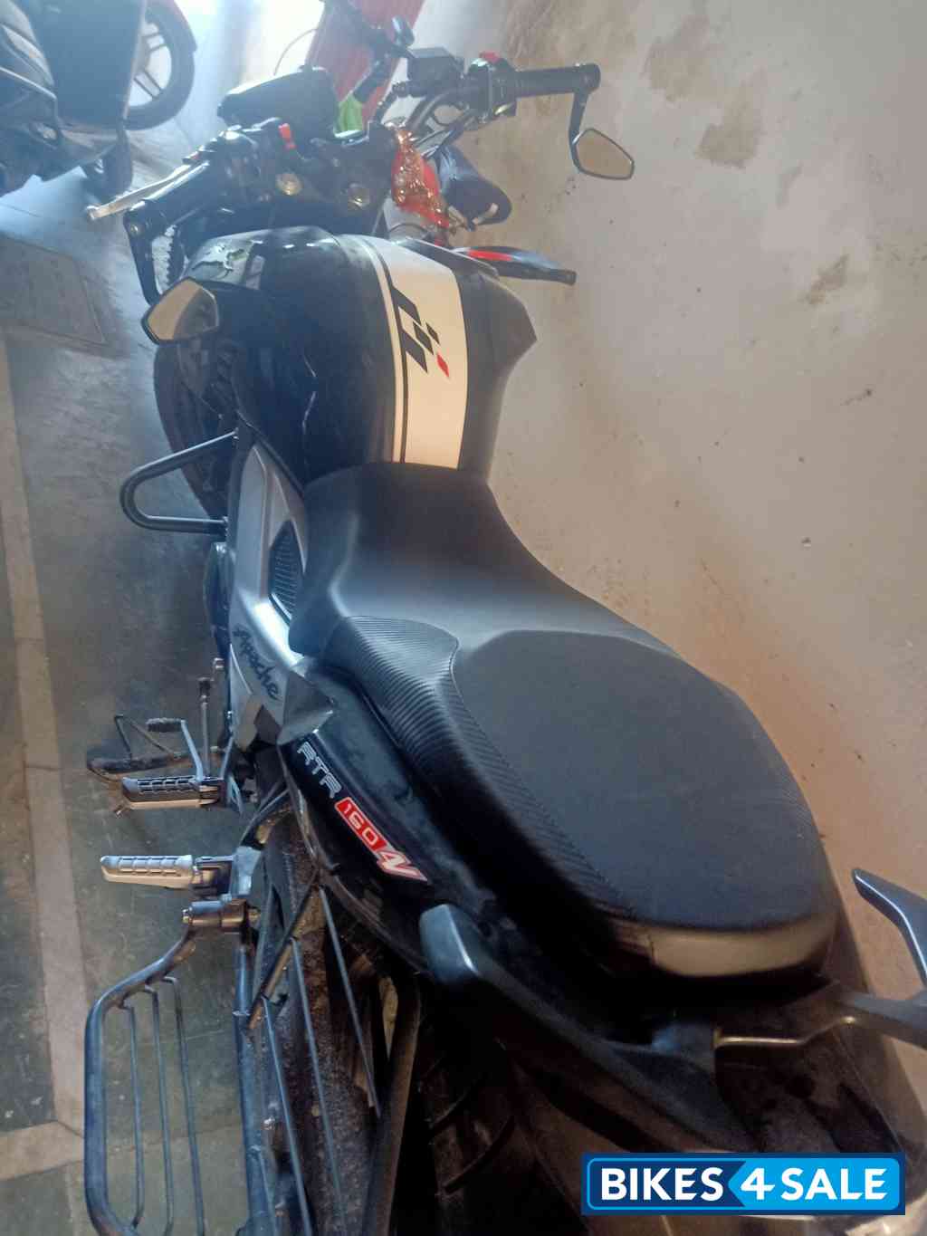 TVS Apache RTR 160 4V Special Edition TVS Apache RTR 160 4V Special Edition