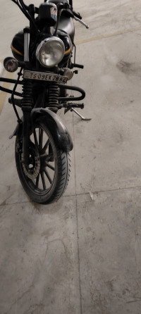 Bajaj Avenger Street 150