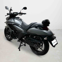 Suzuki Intruder 150