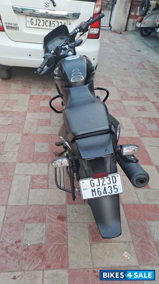Bajaj Pulsar 125