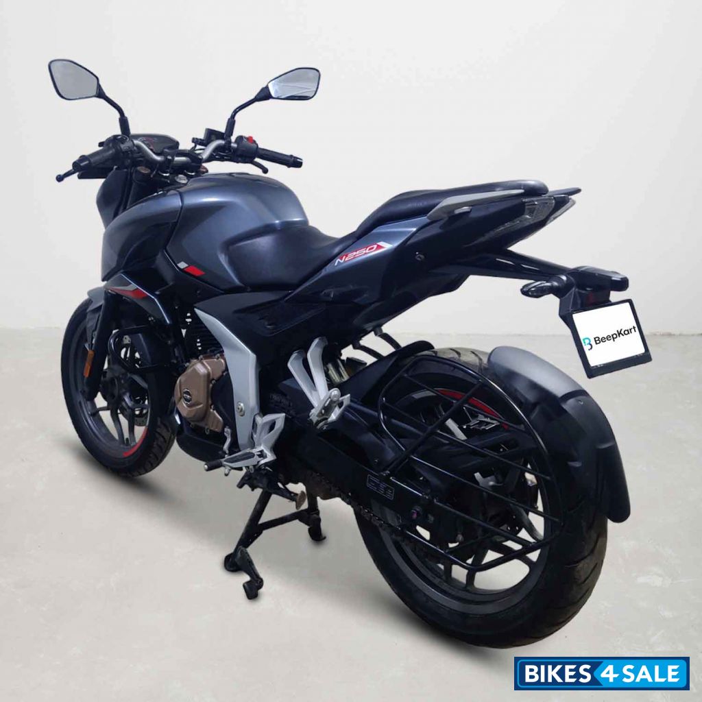 Bajaj Pulsar N250 Bajaj Pulsar N250
