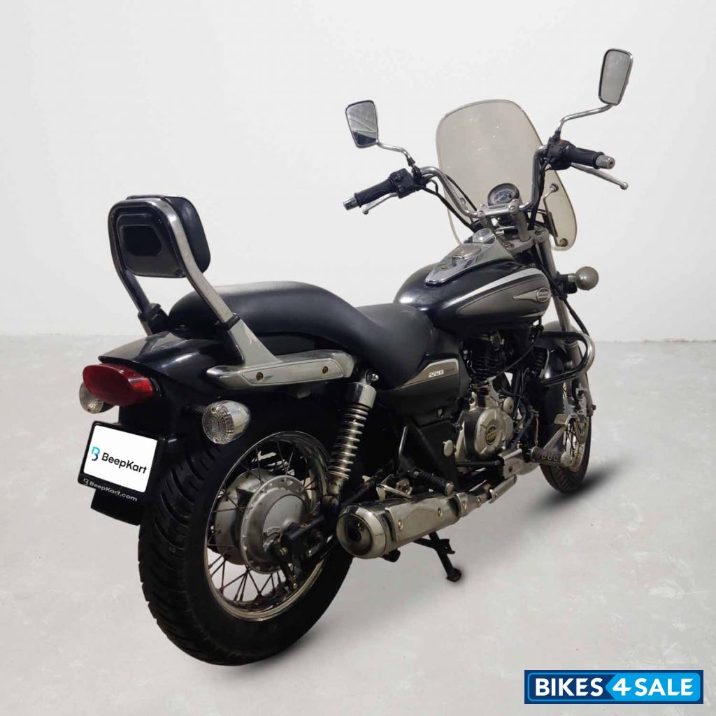 Bajaj Avenger Cruise 220