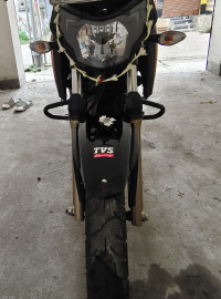Glossy Black TVS Apache RTR 200 4V ABS Race Edition 2.0