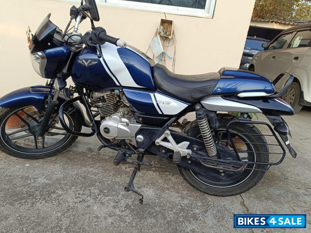 Blue Bajaj V15