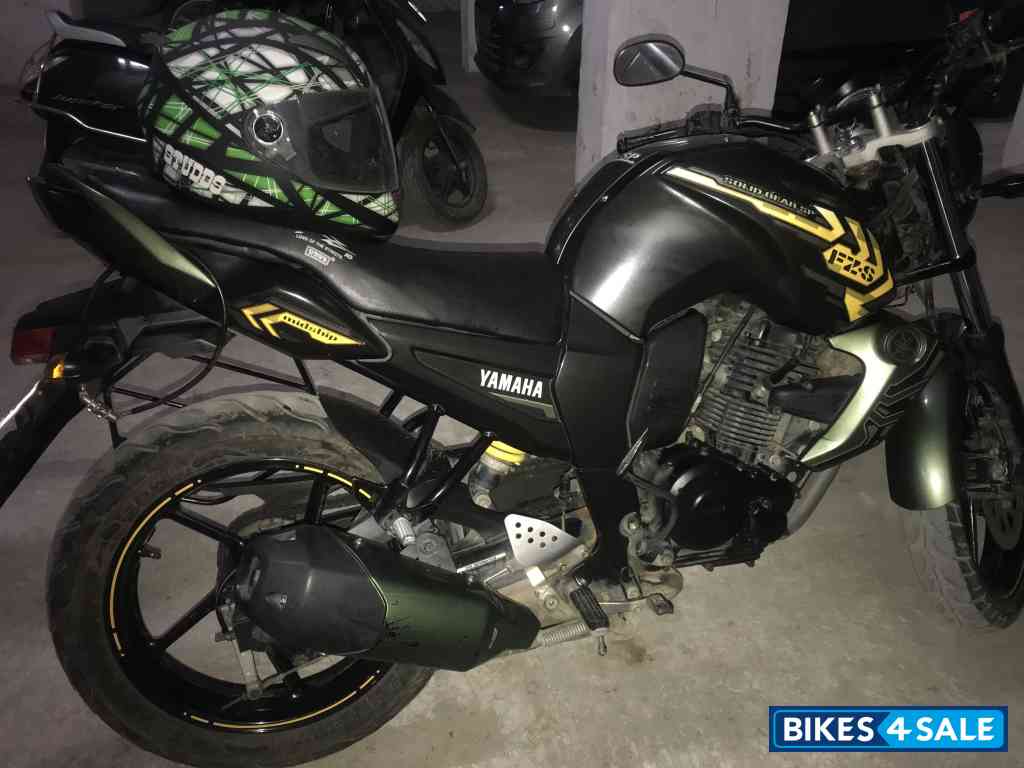 Yamaha FZ-S
