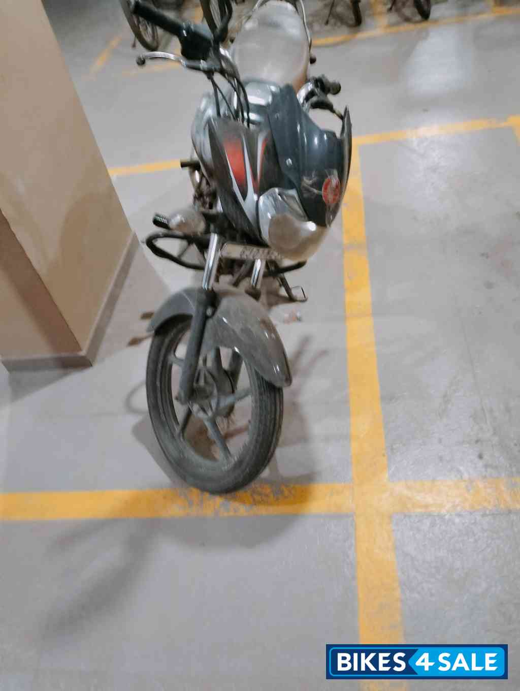 Bajaj Discover 100