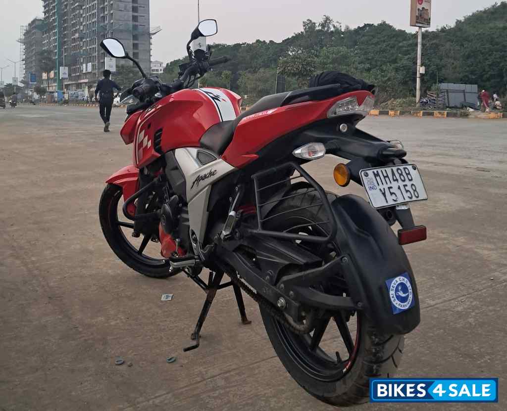 Red TVS Apache RTR 160 4V BS6