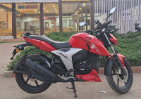 Red TVS Apache RTR 160 4V BS6