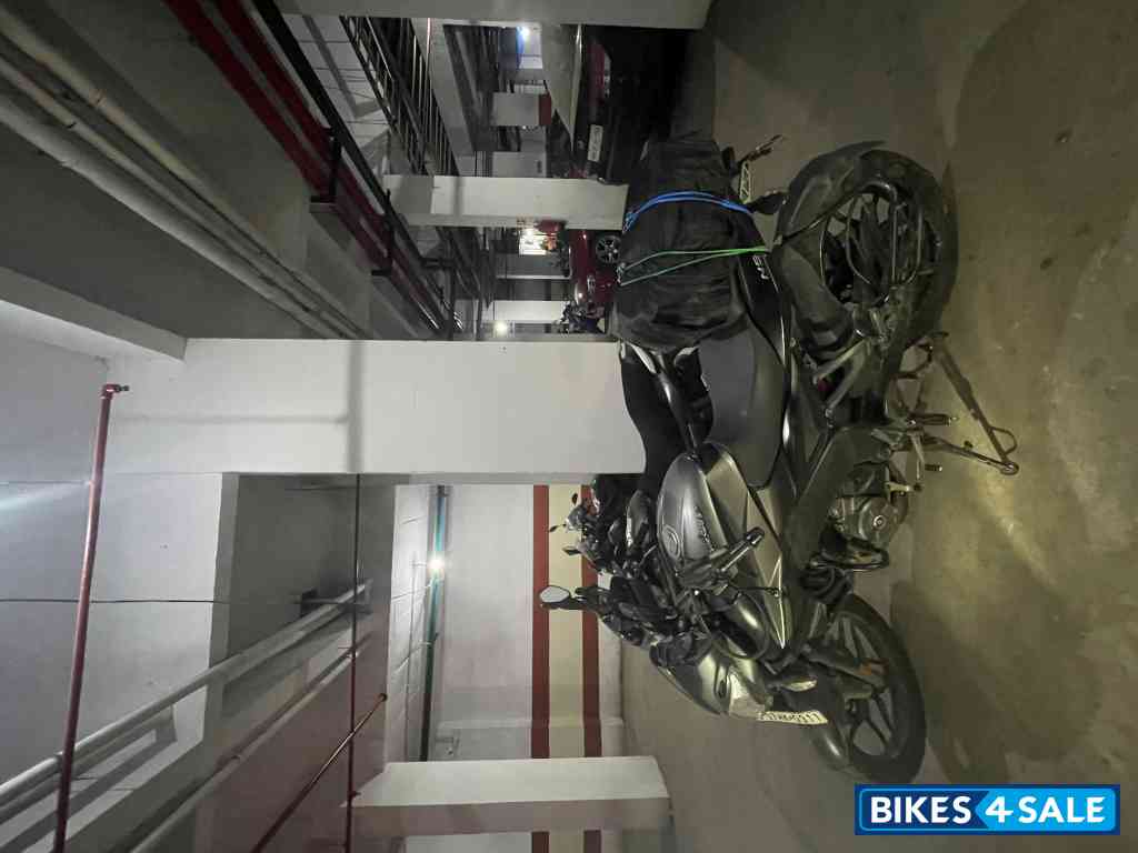 Grey Bajaj Pulsar NS 160 BS6