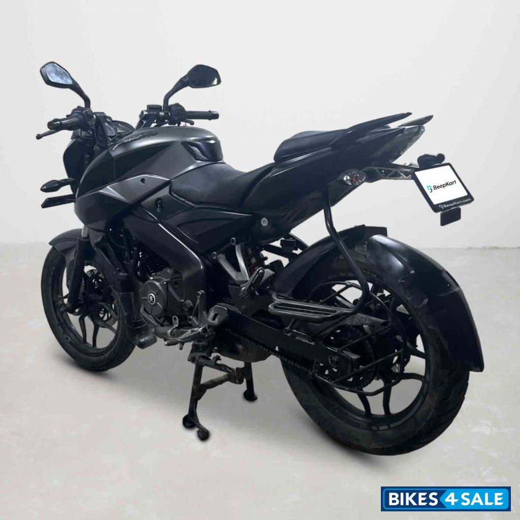 Bajaj Pulsar NS 160