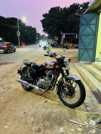 Royal Enfield Classic 350 Dual Channel BS6 2023 Model