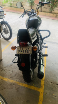 Black Royal Enfield Thunderbird 350