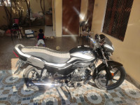 Black Hero Super Splendor BS6