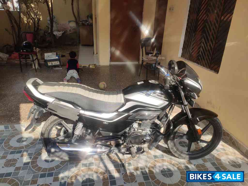 Black Hero Super Splendor BS6