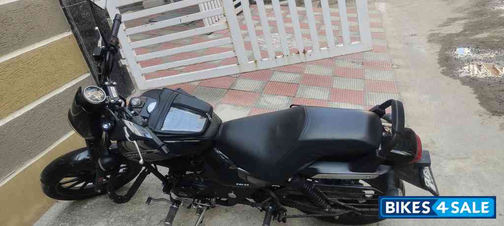 Bajaj Avenger Street 160 BS6