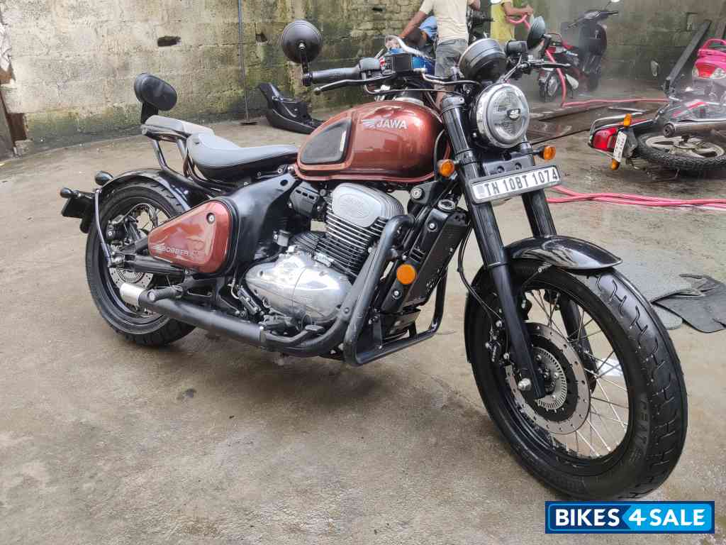 Jawa 42 Bobber Dual Channel ABS