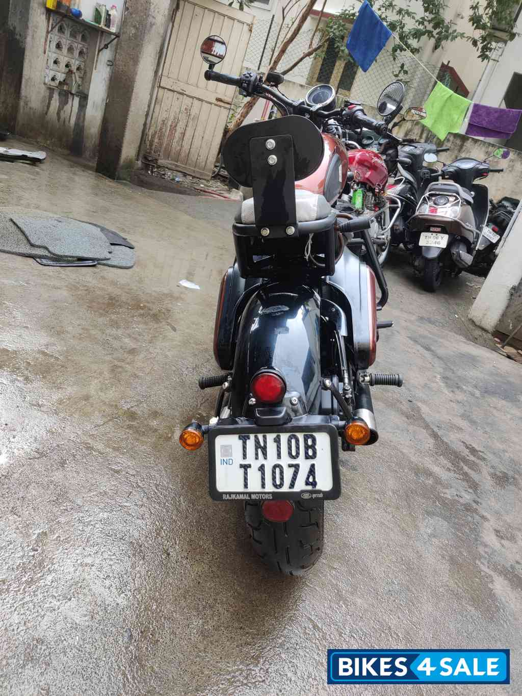 Jawa 42 Bobber Dual Channel ABS