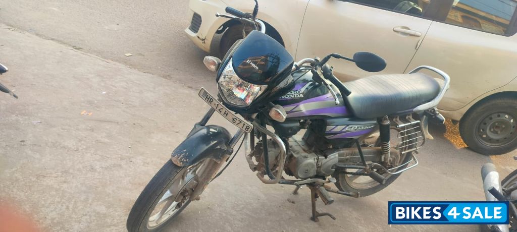 Black Hero CD Deluxe