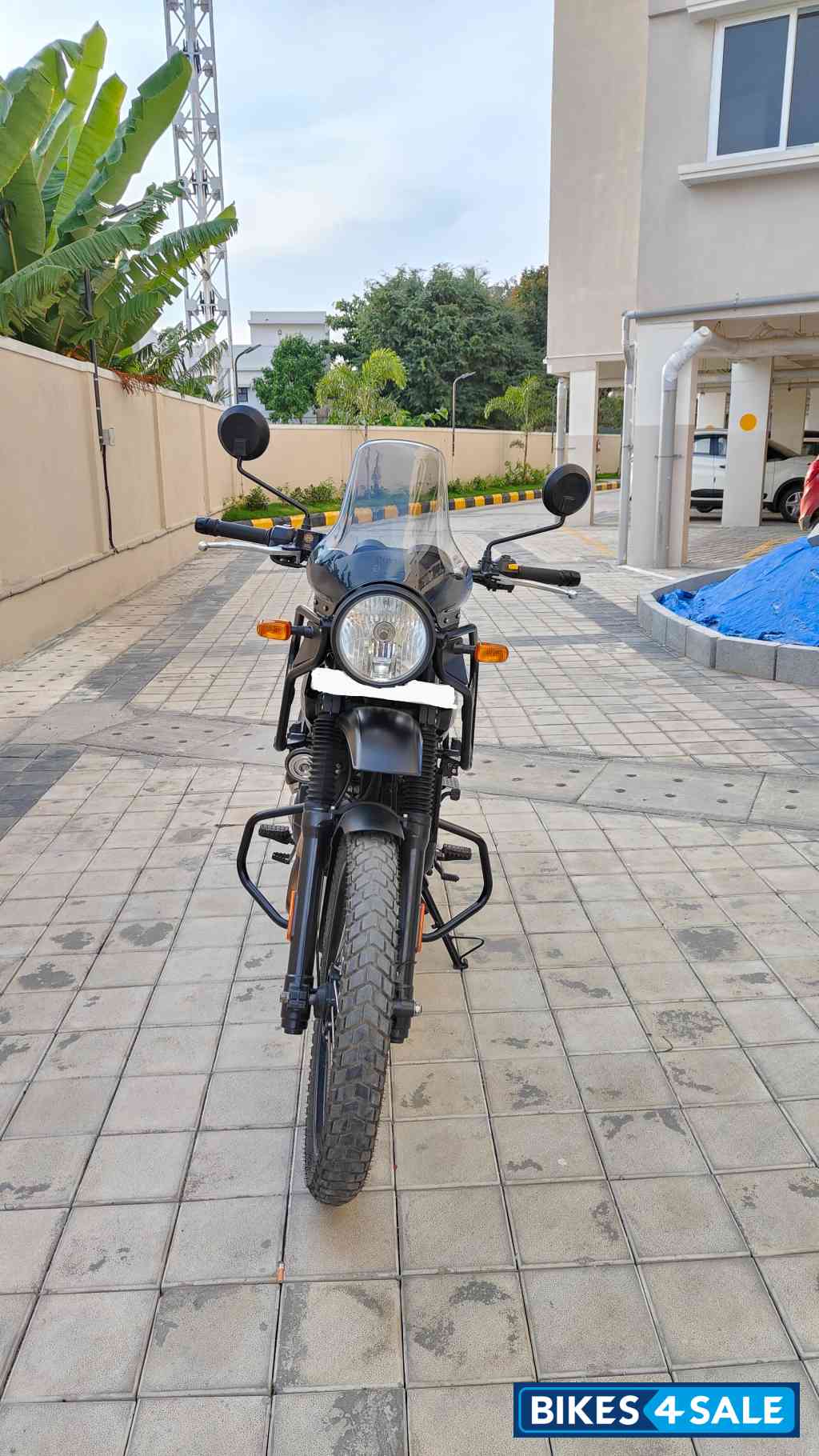 Granite Black Royal Enfield Himalayan 2021