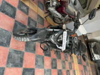Black Yamaha FZ25