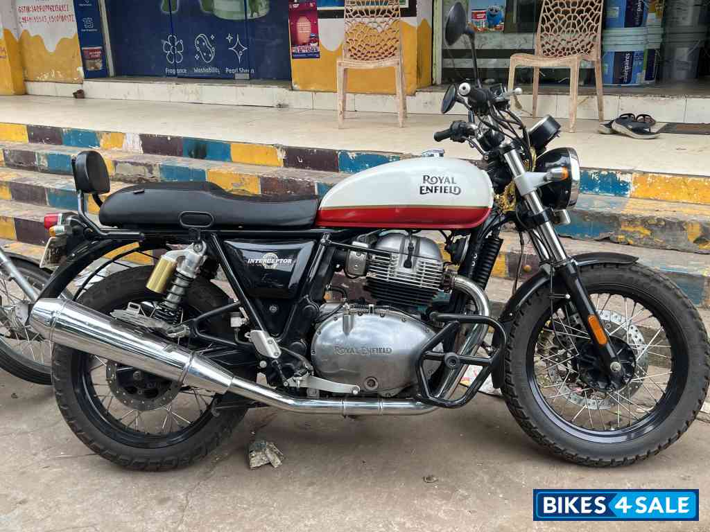 Royal Enfield Interceptor 650 Twin
