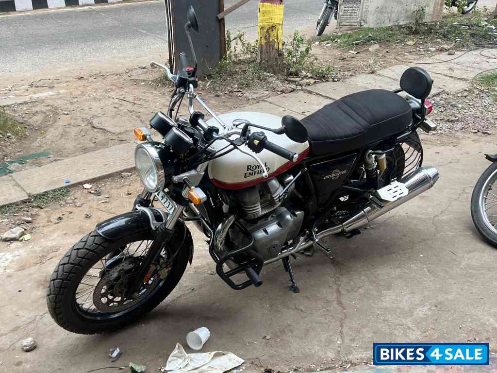 Royal Enfield Interceptor 650 Twin