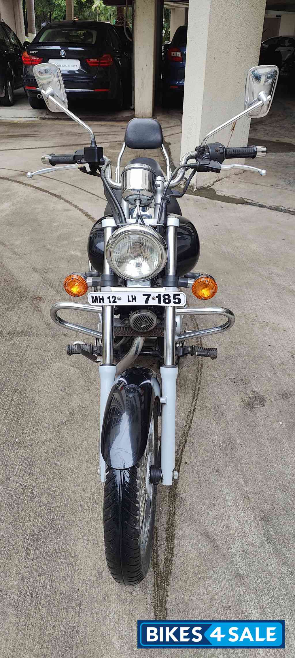 Bajaj Avenger Street 220 BS6
