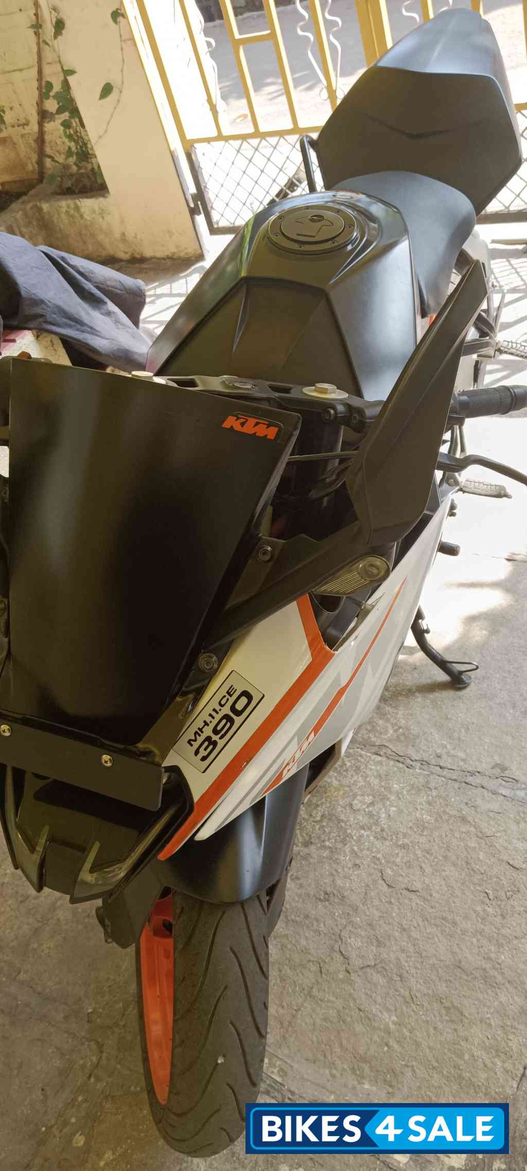 KTM RC 390 R