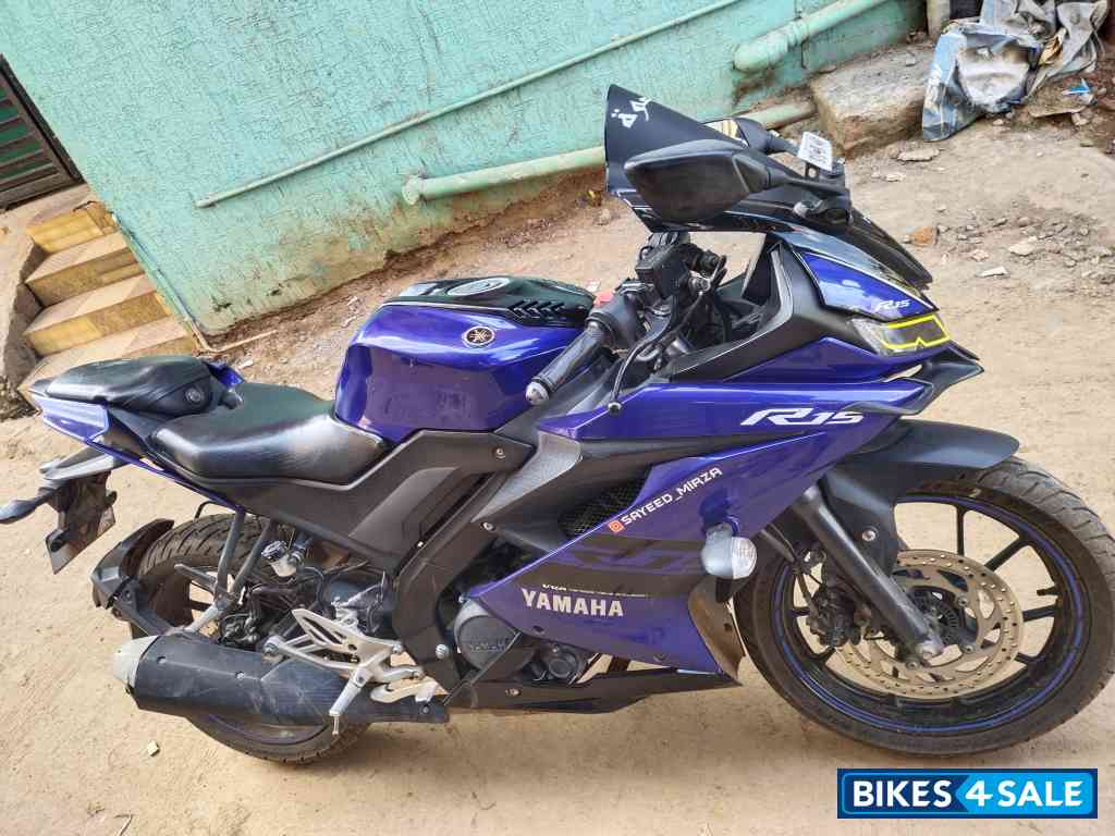 Blue Yamaha YZF R15 V3