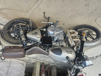 Royal Enfield Classic 350 Dual Channel BS6