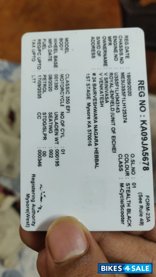 Royal Enfield Classic Stealth Black Royal Enfield Classic Stealth Black