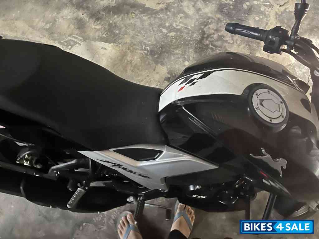 TVS Apache RTR 160 4V