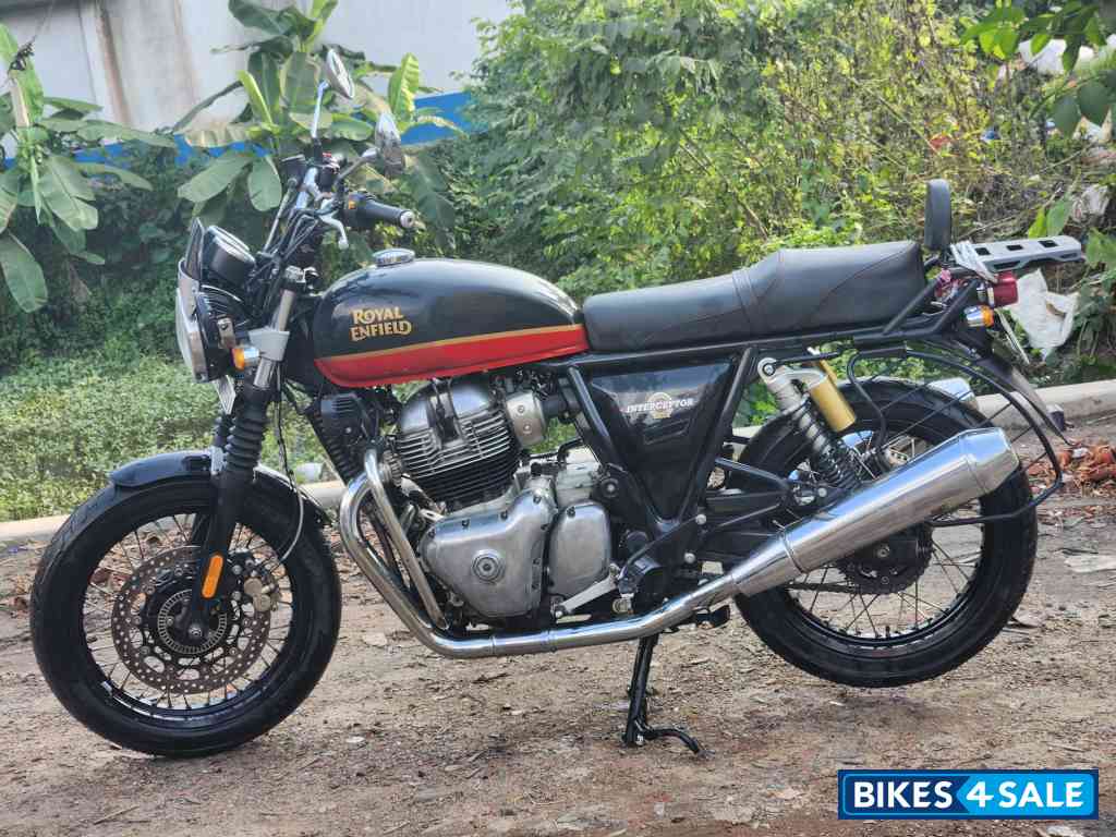 Black, Red Royal Enfield Interceptor 650 Twin
