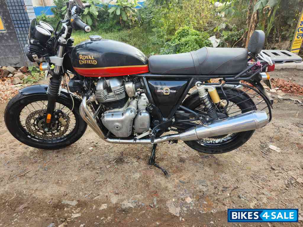Black, Red Royal Enfield Interceptor 650 Twin
