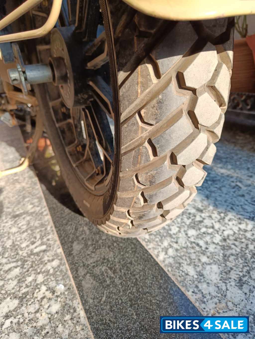 Royal Enfield Classic Desert Storm