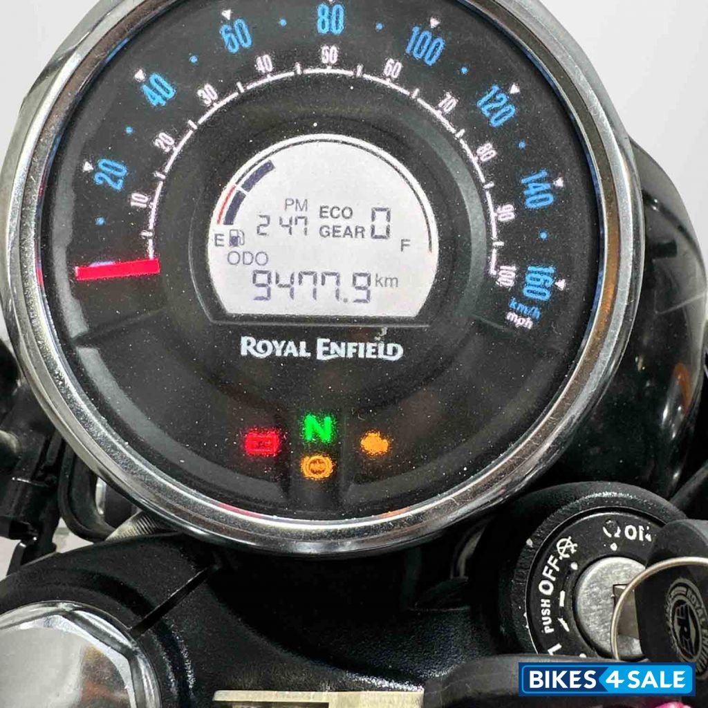 Royal Enfield Meteor 350 Supernova