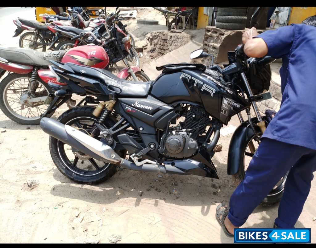 TVS Apache RTR 180 ABS