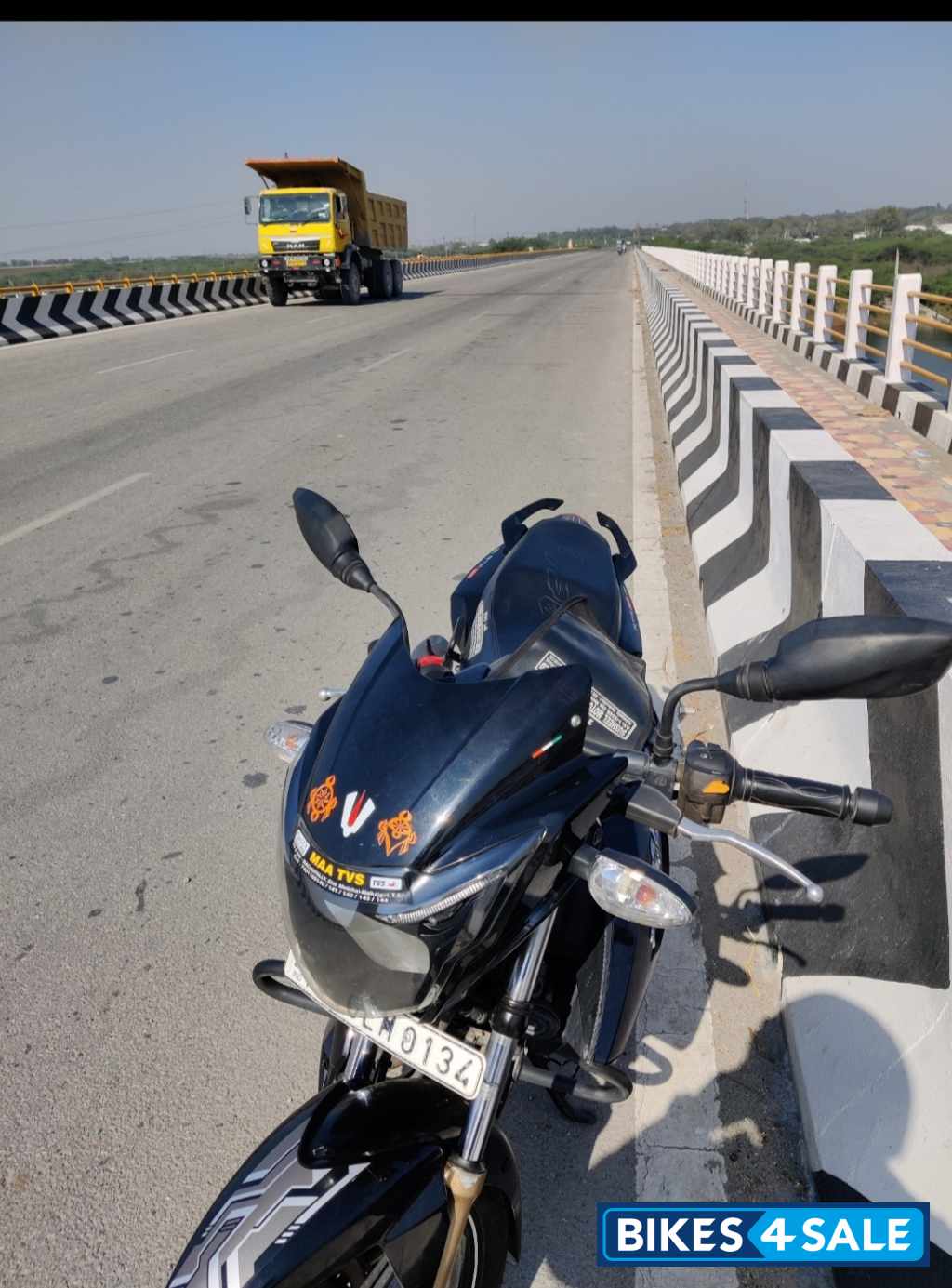 TVS Apache RTR 180 ABS