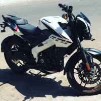 Bajaj Pulsar 200 NS