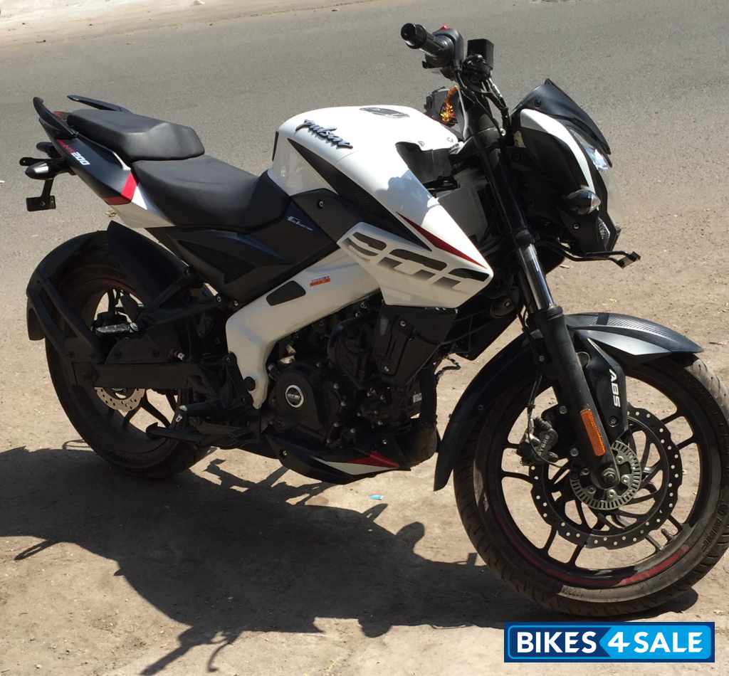 Bajaj Pulsar 200 NS