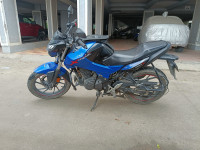 Vibrant Blue Hero Xtreme 160R BS6
