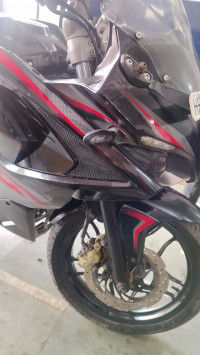 Bajaj Pulsar RS 200
