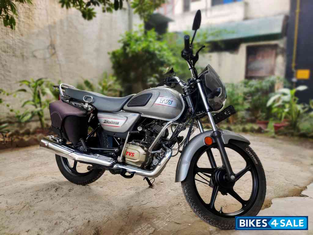 Grey TVS Radeon BS6