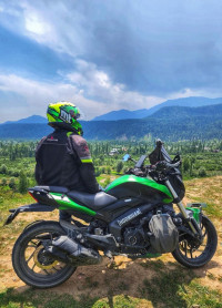 Bajaj Dominar 400 Disc