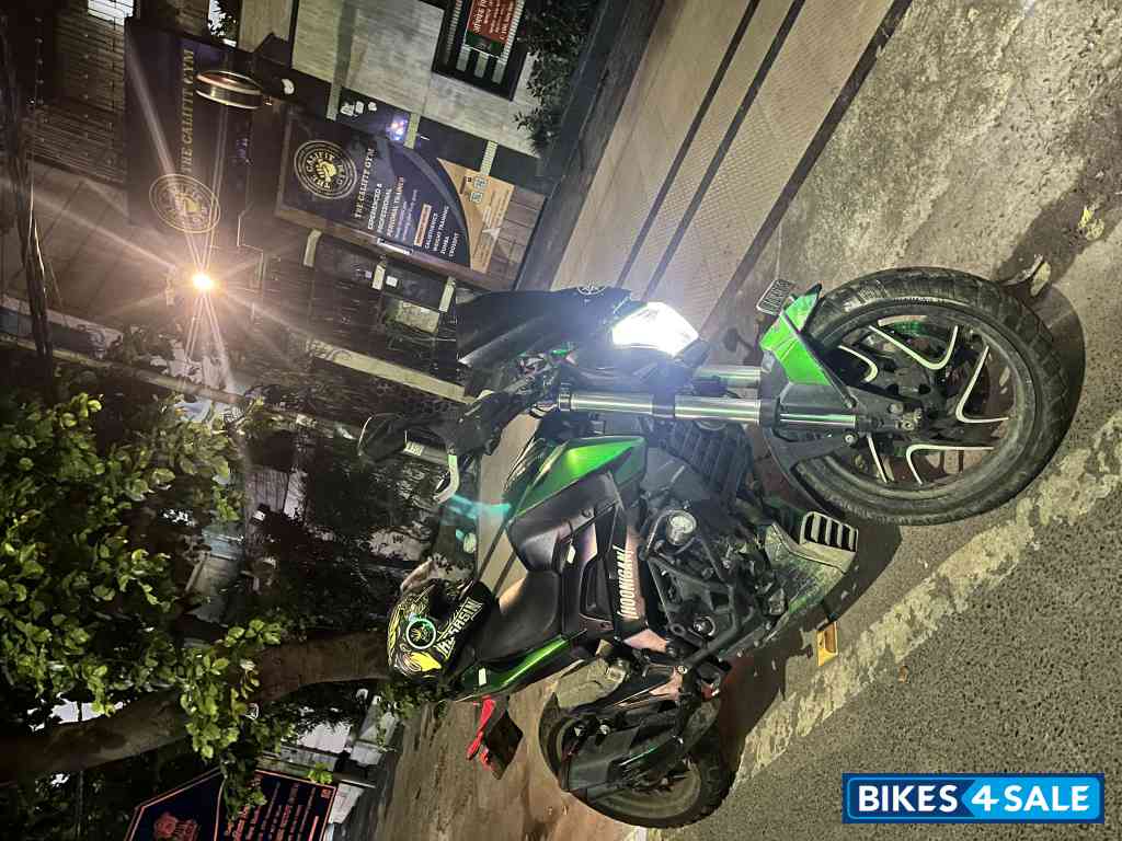 Bajaj Dominar 400 Disc Bajaj Dominar 400 Disc
