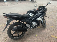 Black Yamaha YZF R15