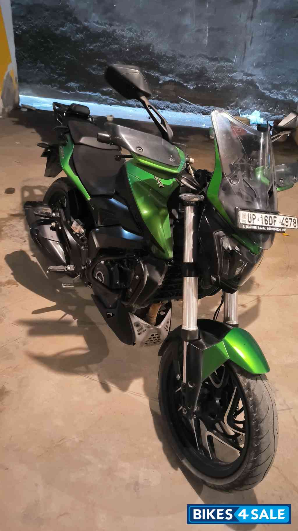 Bajaj Dominar 400 ABS BS6