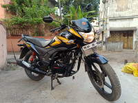 Pearl blue Honda SP125